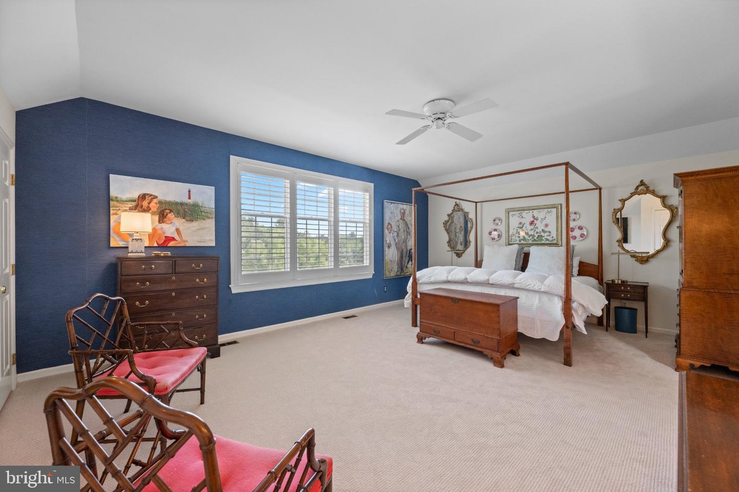 416 Inveraray Property Photo 25