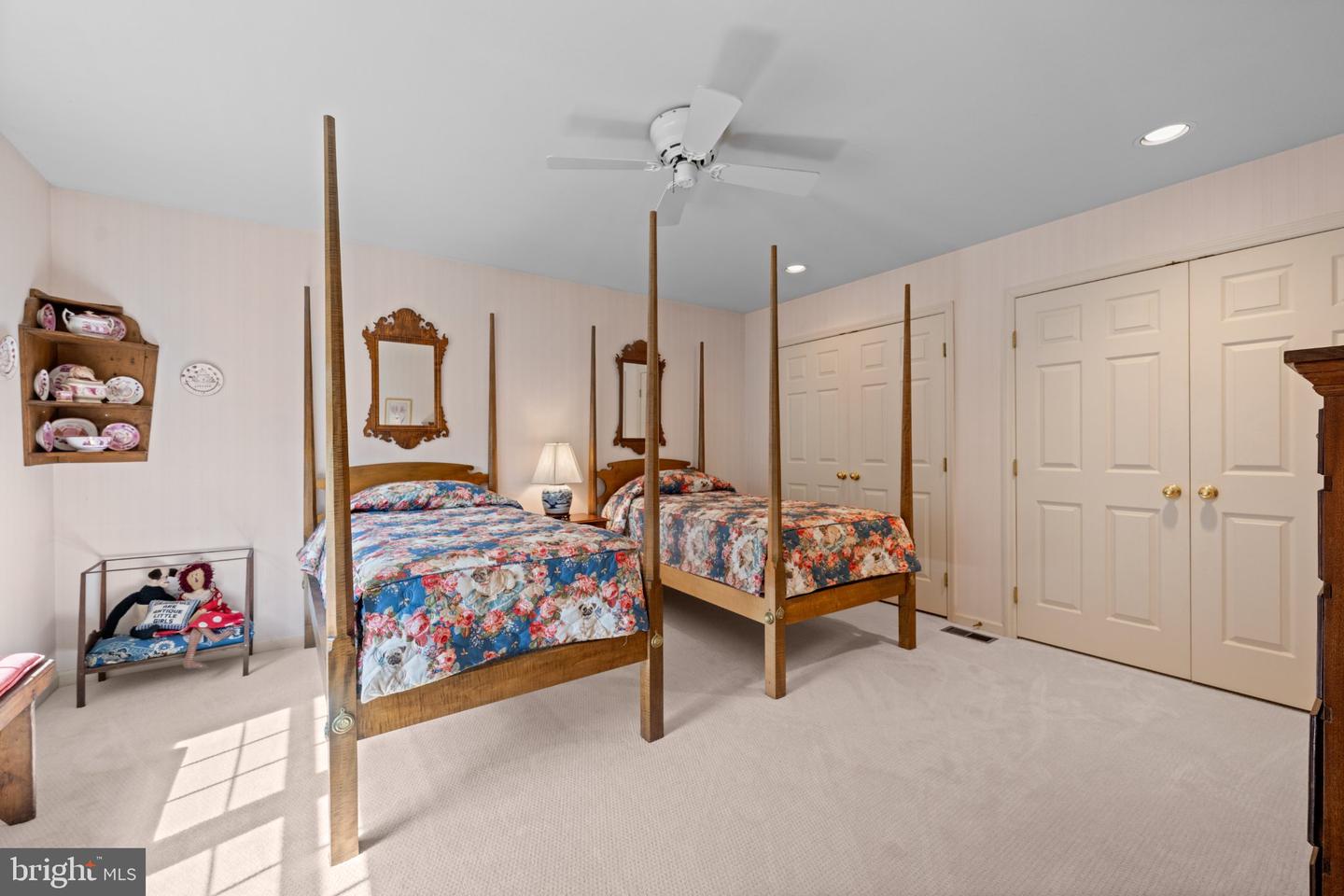 416 Inveraray Property Photo 31