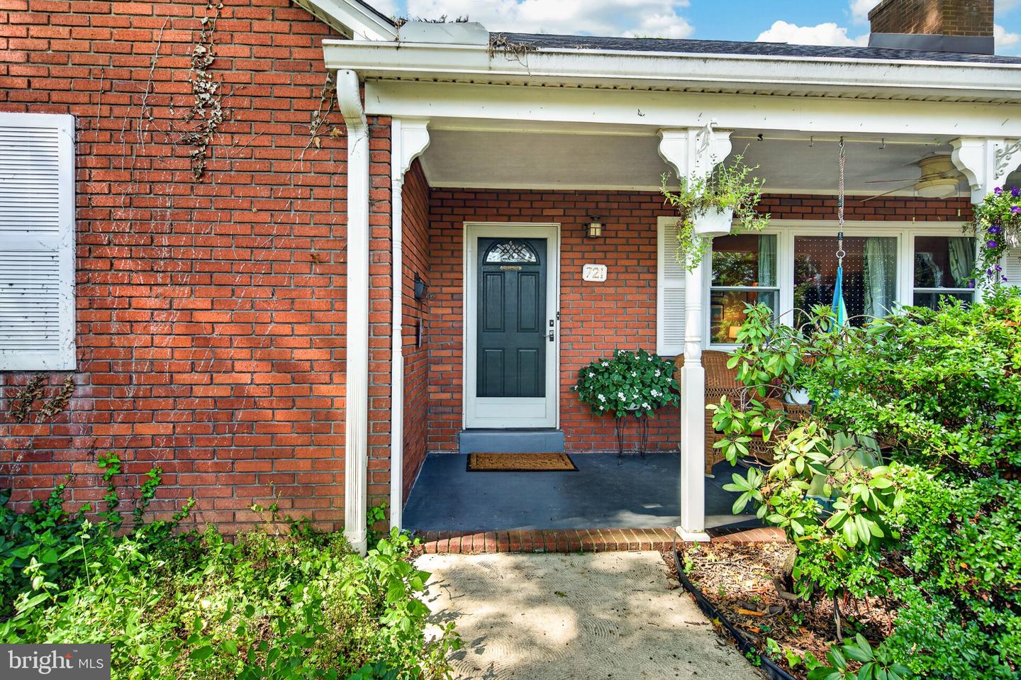 721 Roselawn Ave Property Photo 58