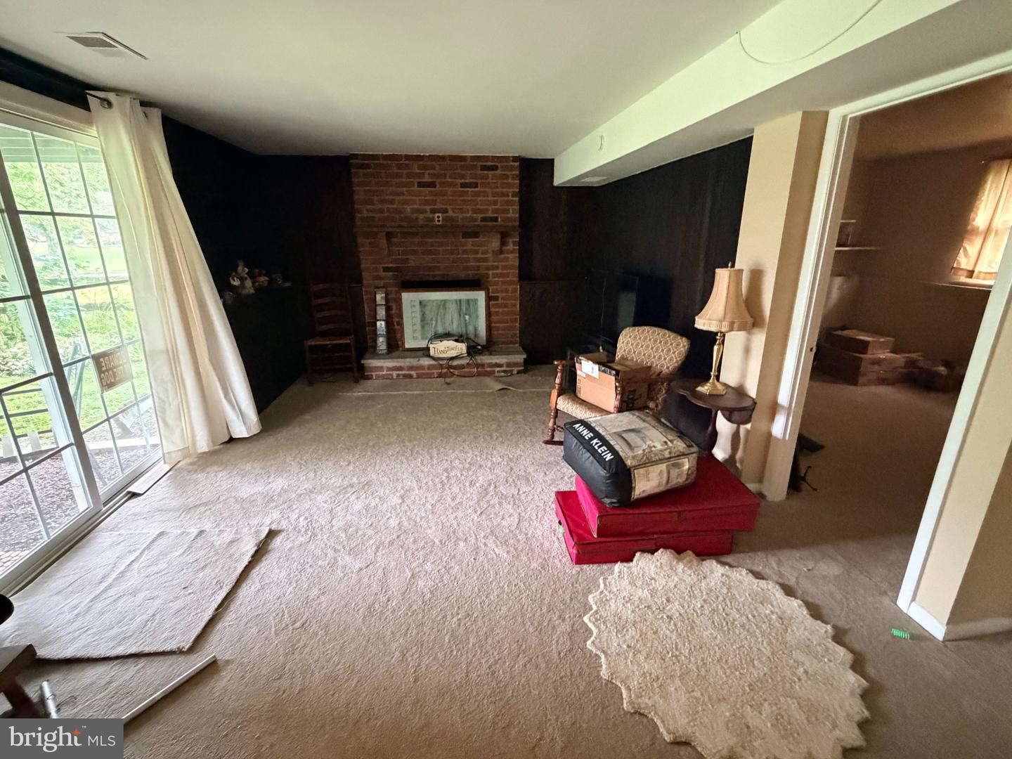 172 Blackthorne Ln Property Photo 15