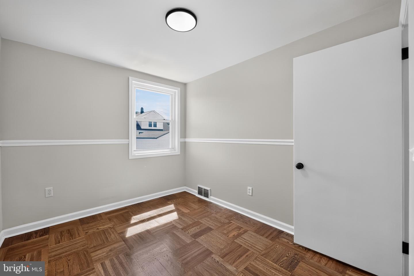 161 Chadwick Ave Property Photo 8