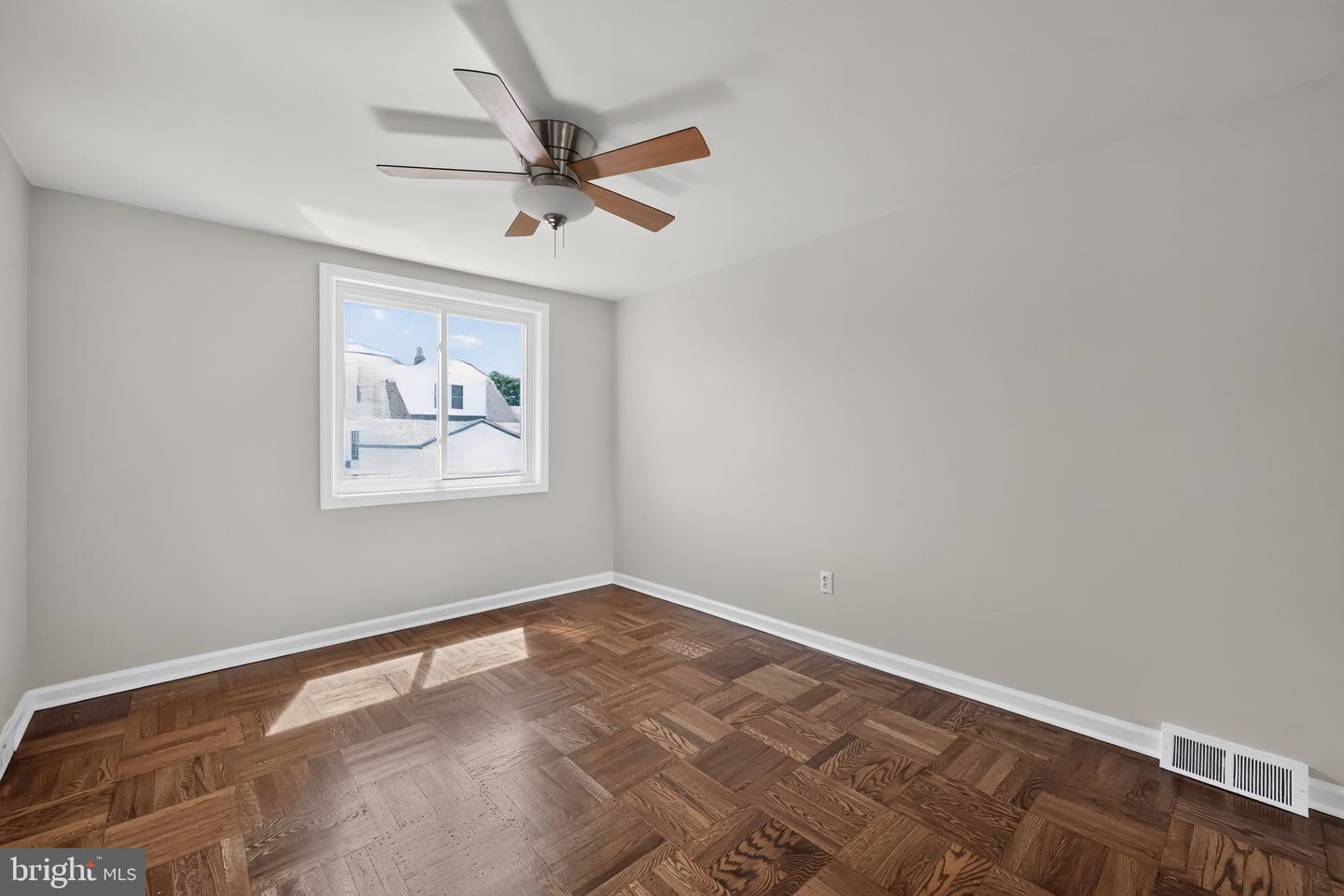 161 Chadwick Ave Property Photo 10