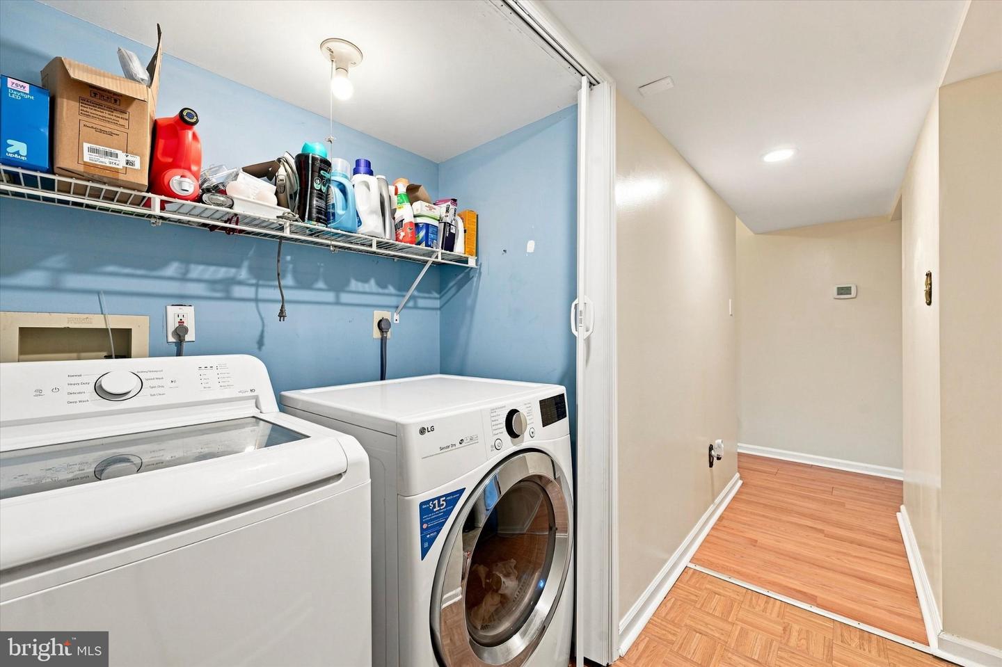 351 Danbury Ln Property Photo 13