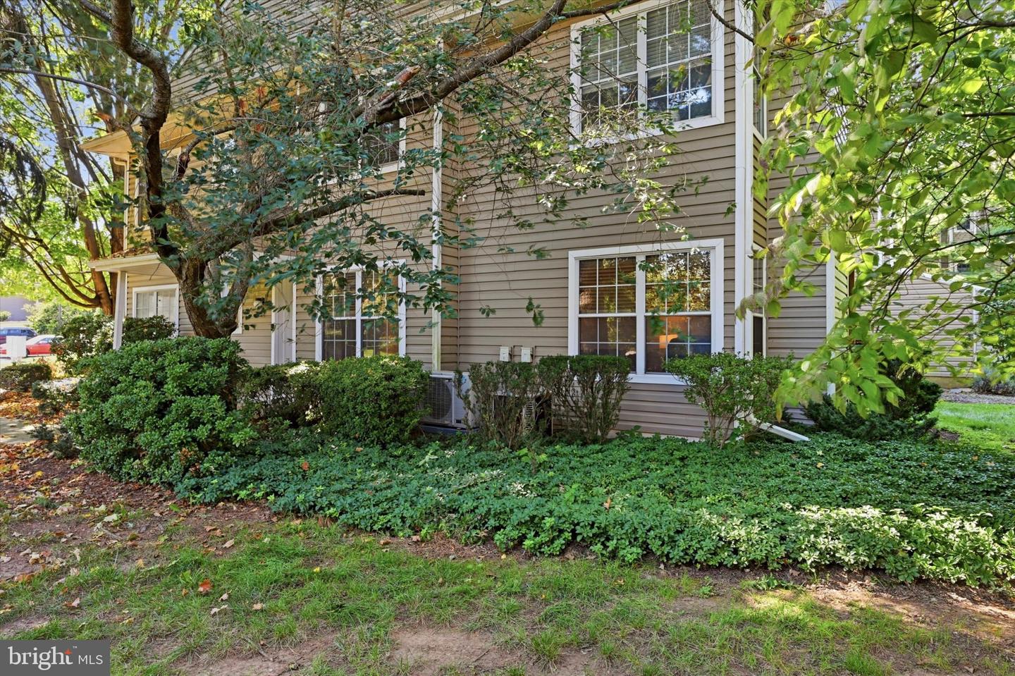351 Danbury Ln Property Photo 14