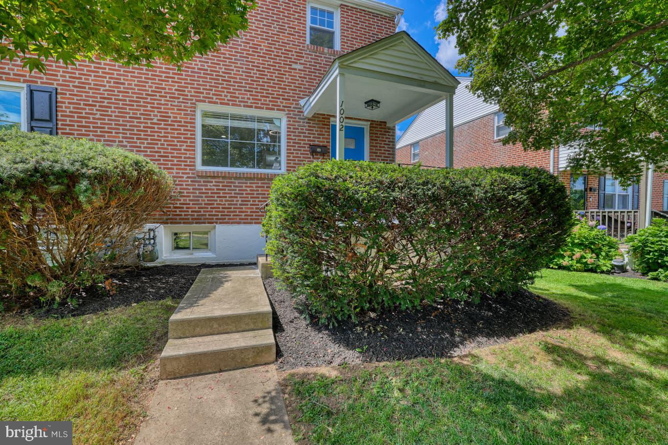 1002 Agnew Dr Property Photo 1