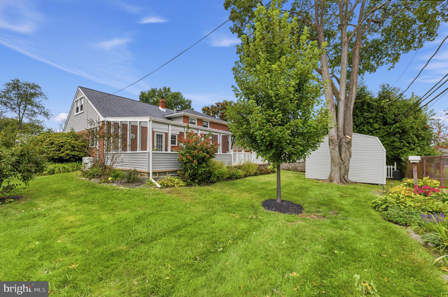 620 School Ln Property Photo 3