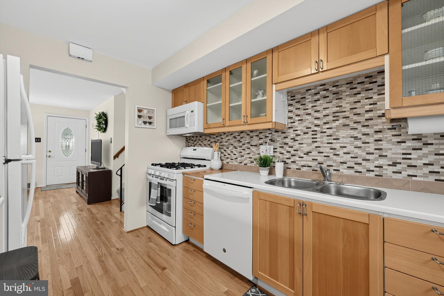 620 School Ln Property Photo 13