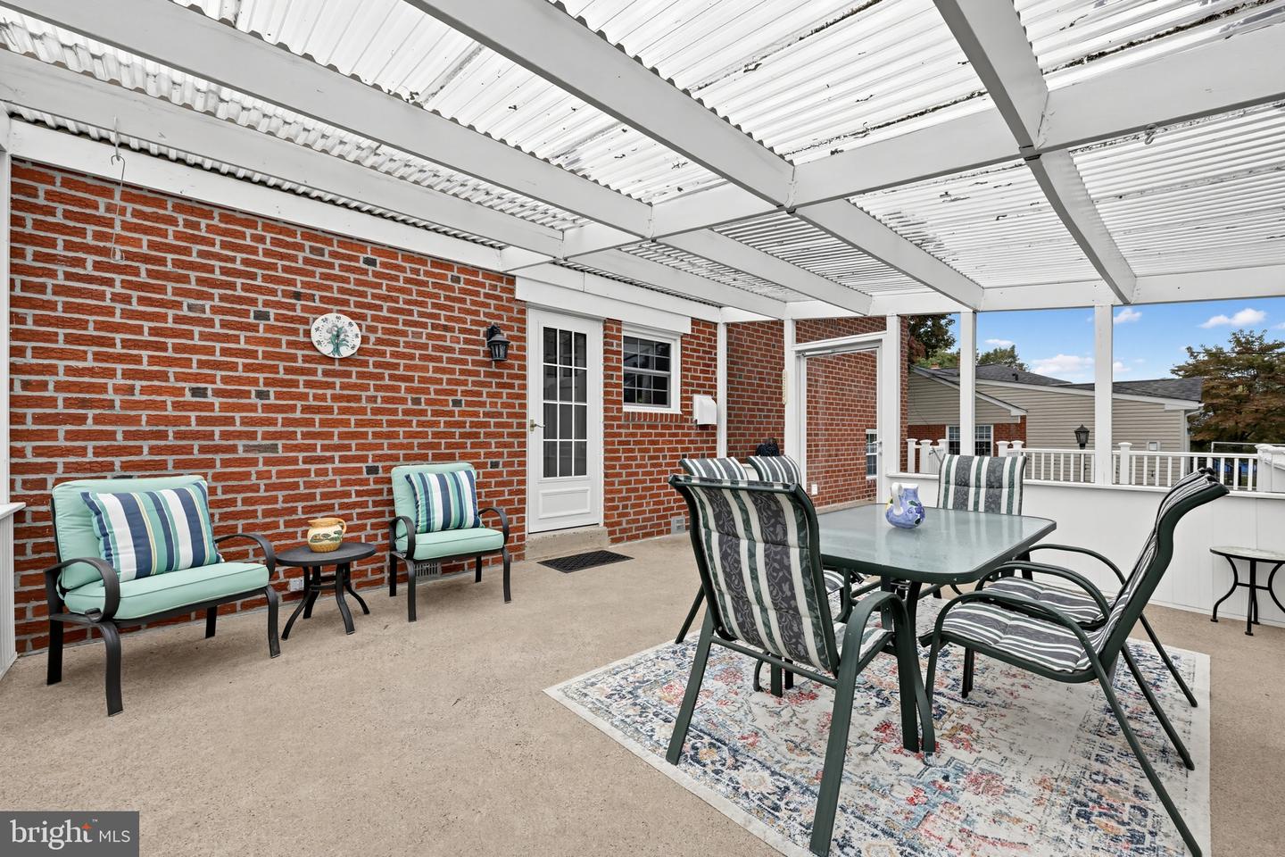 620 School Ln Property Photo 15