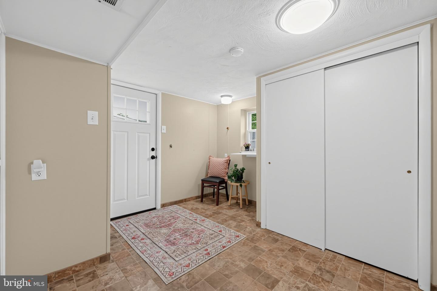 620 School Ln Property Photo 28