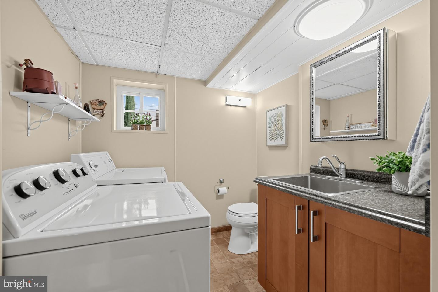 620 School Ln Property Photo 29