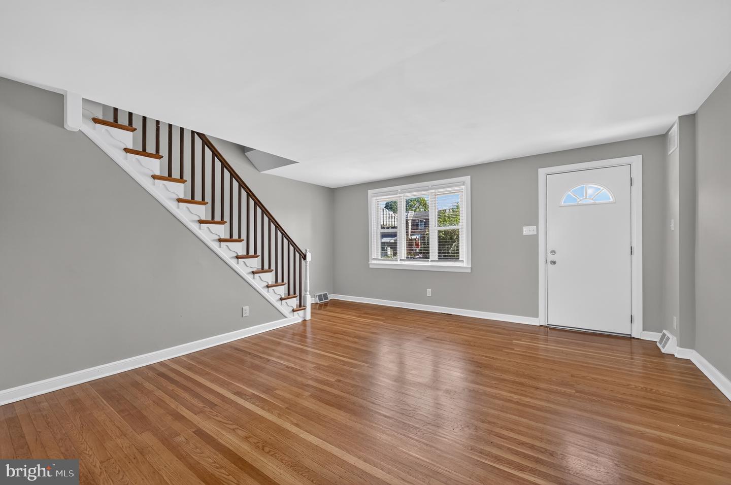 3839 Plumstead Ave Property Photo 3