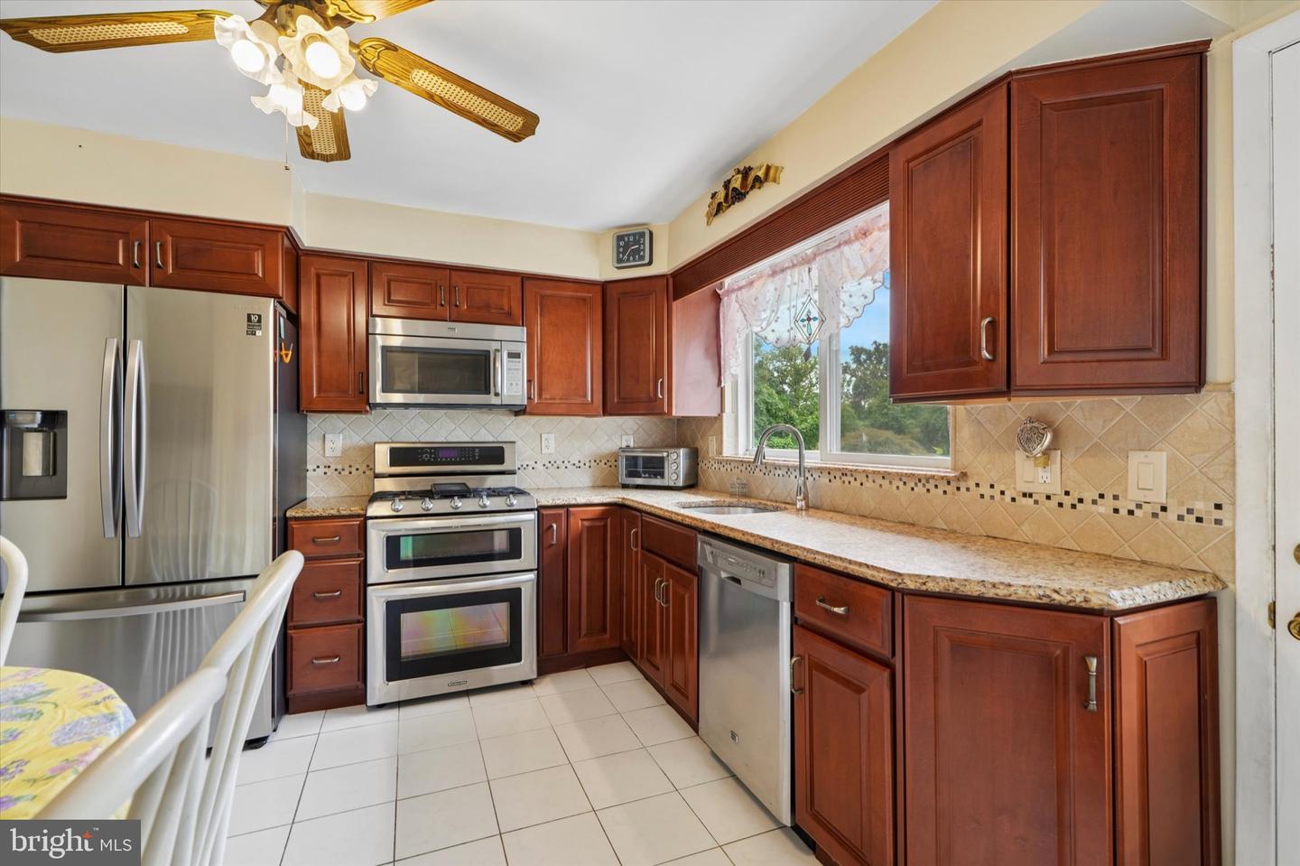 257 Hemlock Ln Property Photo 14