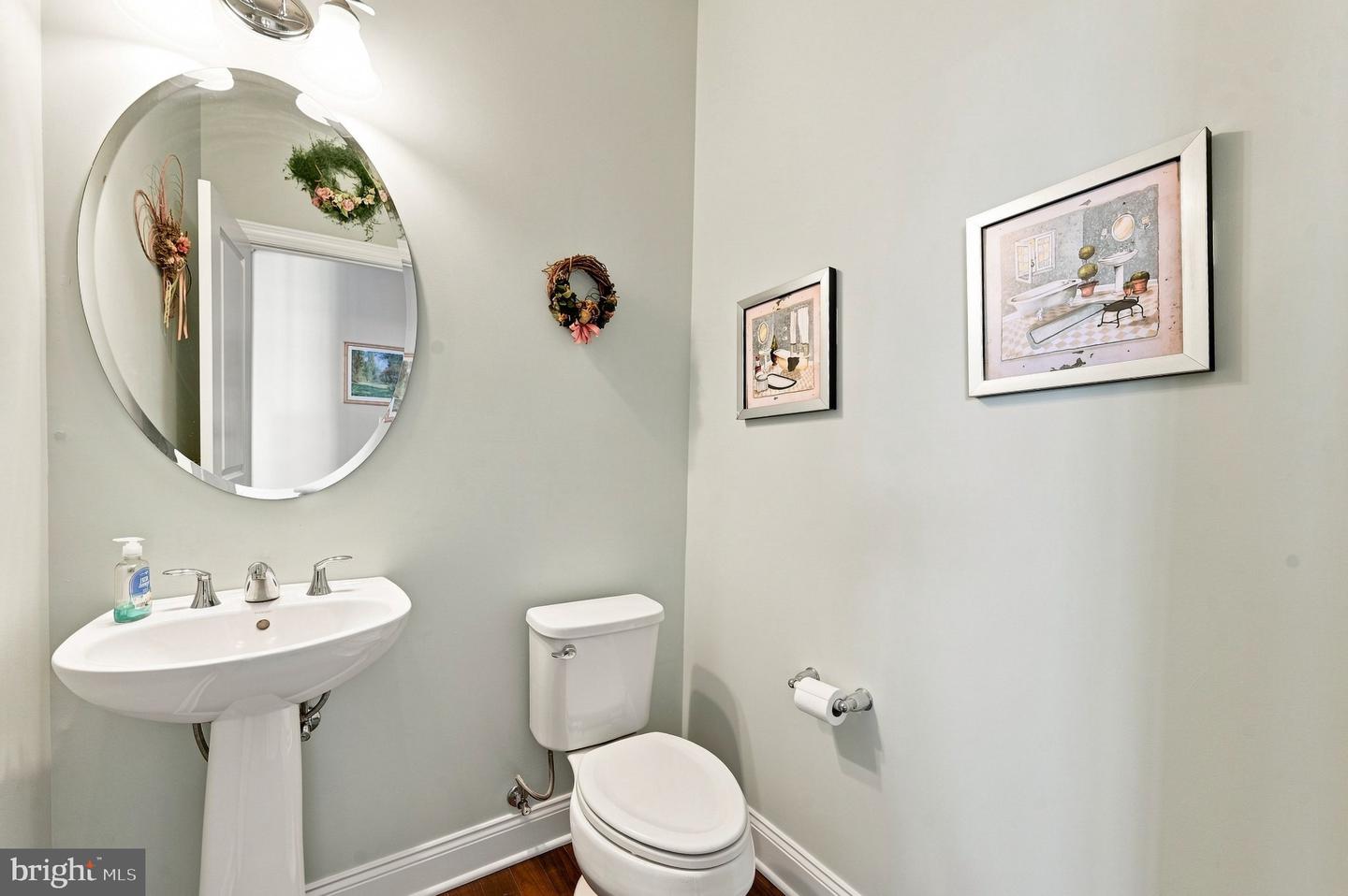 121 Corvus Cir Property Photo 8