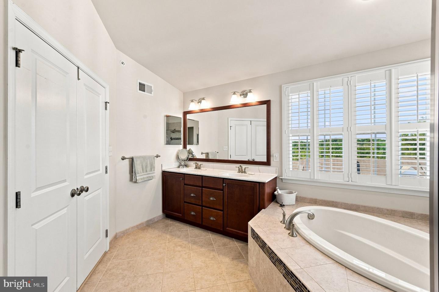 121 Corvus Cir Property Photo 17