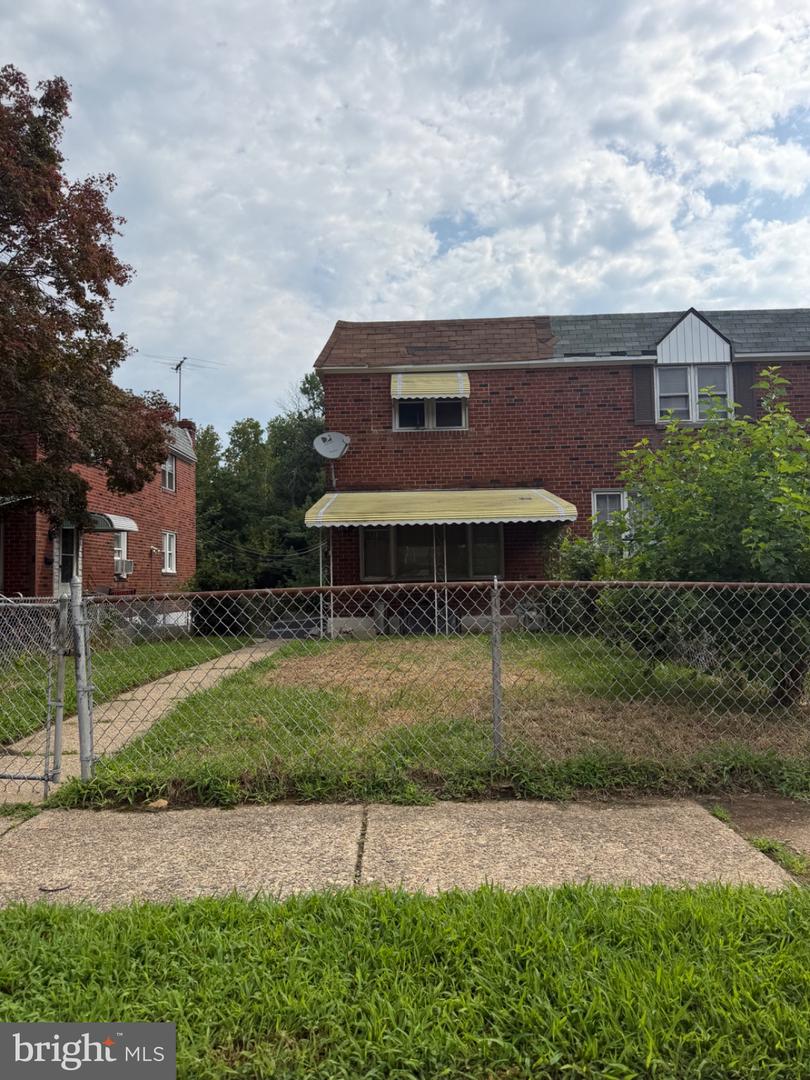 1315 Parker St Property Photo 1