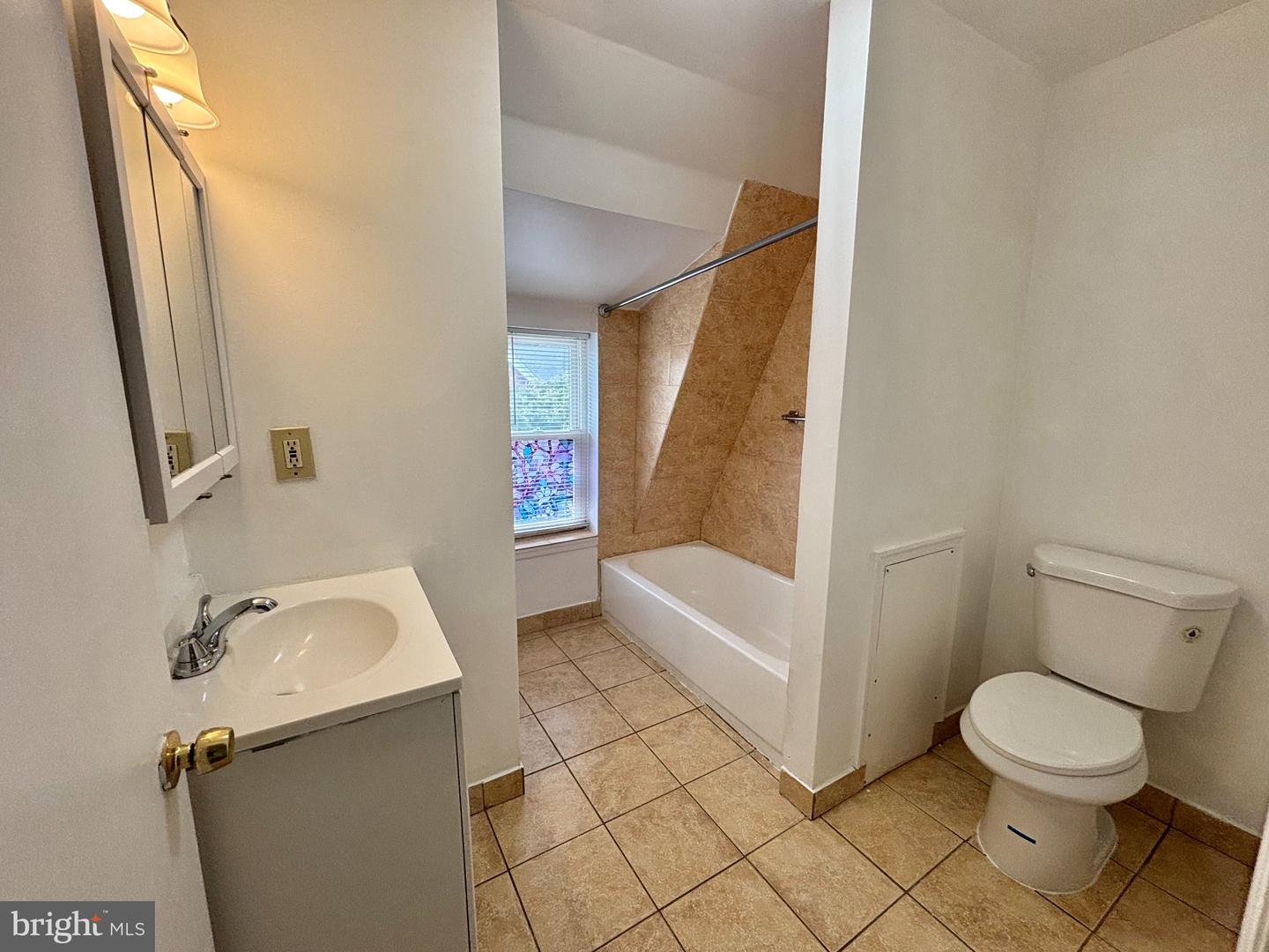 17 Walnut St Property Photo 19