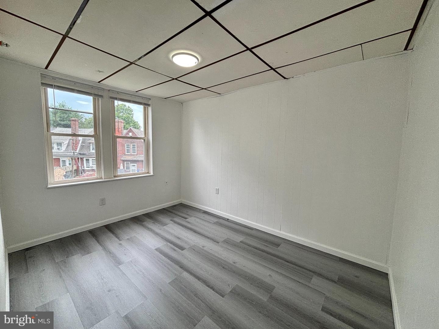 17 Walnut St Property Photo 20