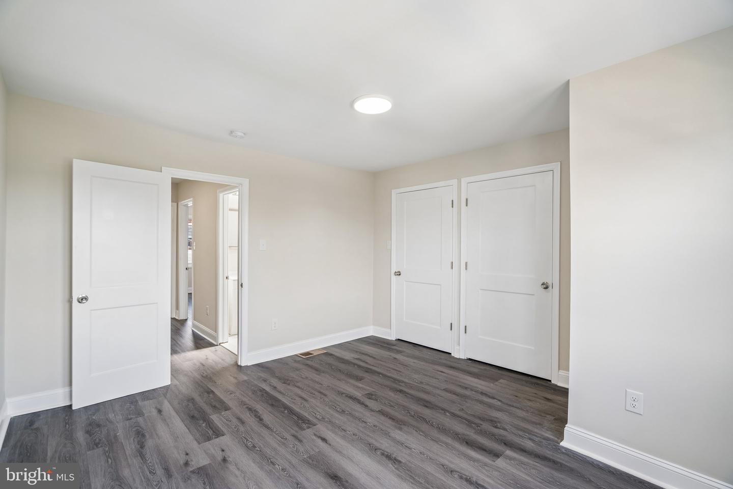 127 Whitely Ter Property Photo 14