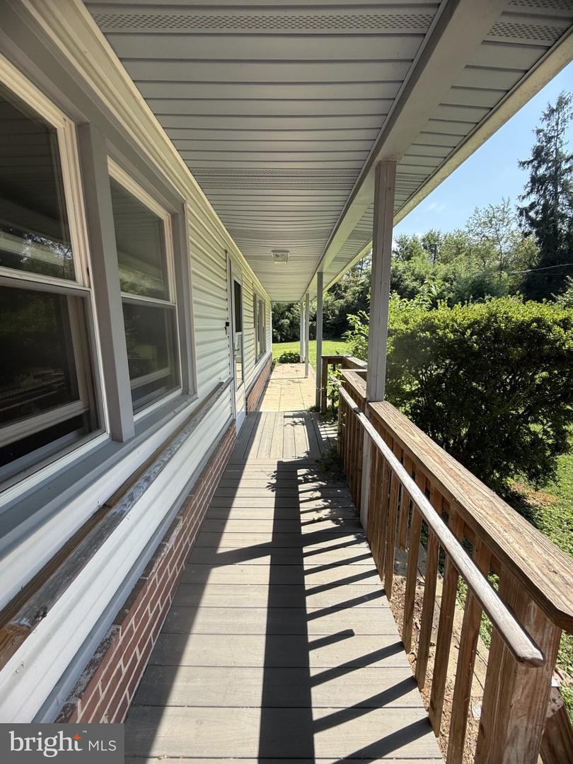 308 Copples Ln Property Photo 27