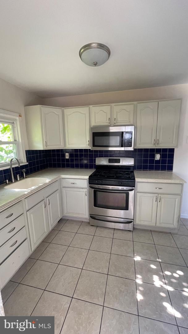 118 Marshall Rd Property Photo 24