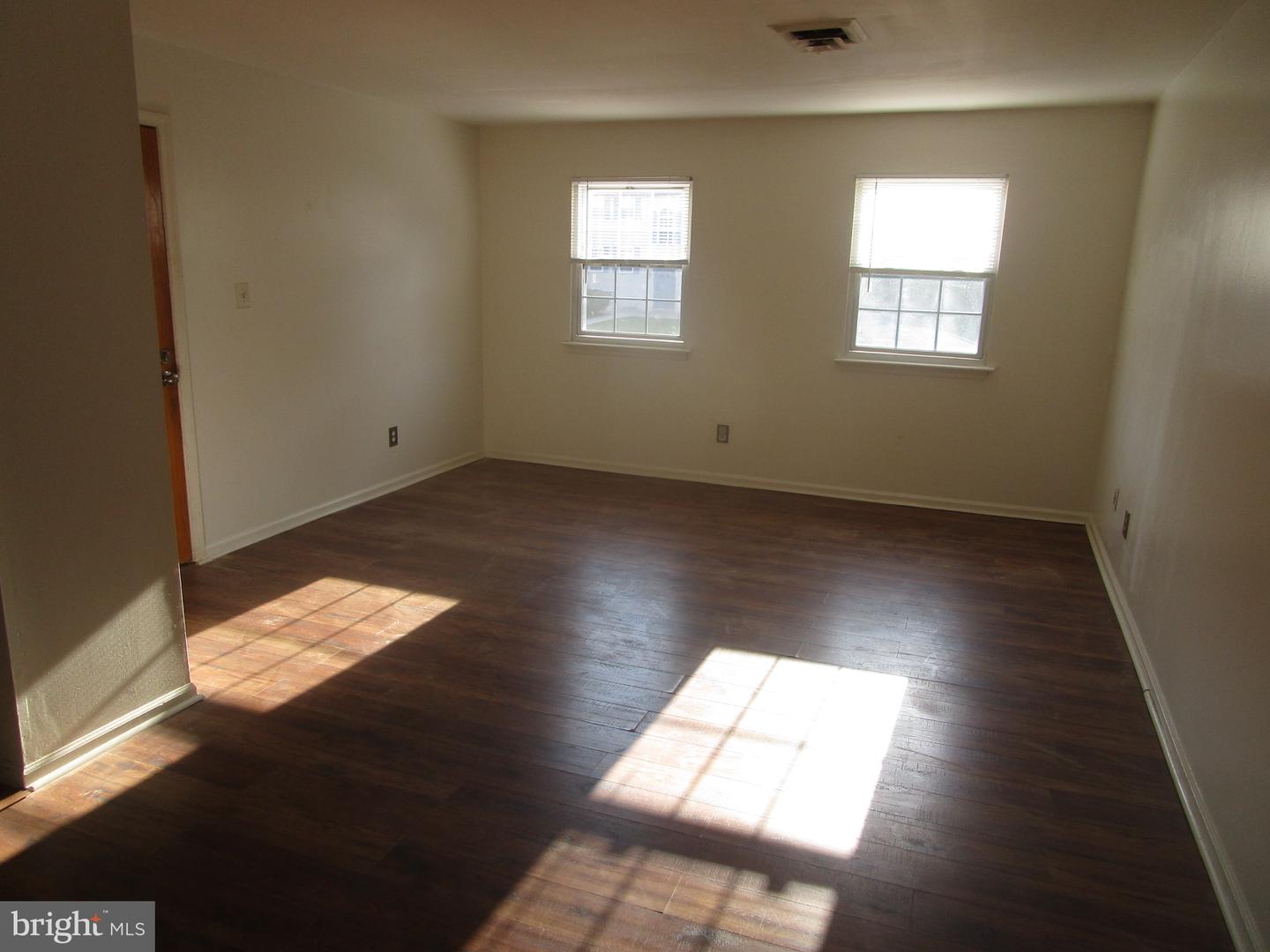 44 S S. Lansdowne Ave. Ave #202 Property Photo 9