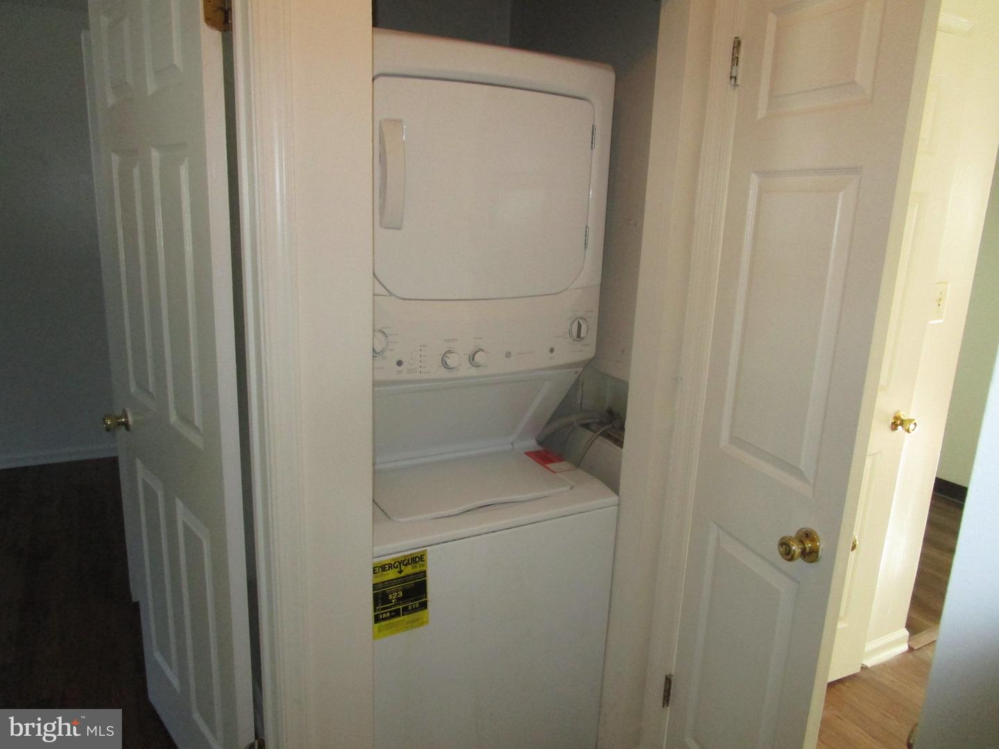 44 S S. Lansdowne Ave. Ave #202 Property Photo 10