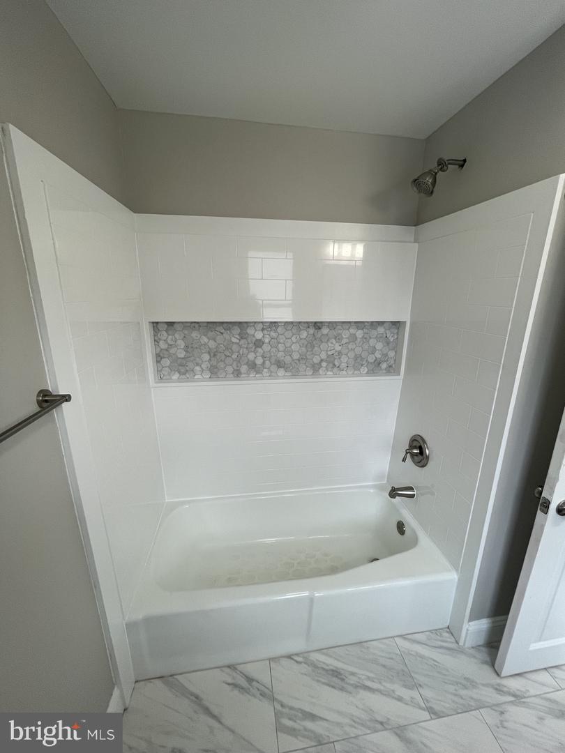 2419 Hollis Rd Property Photo 24