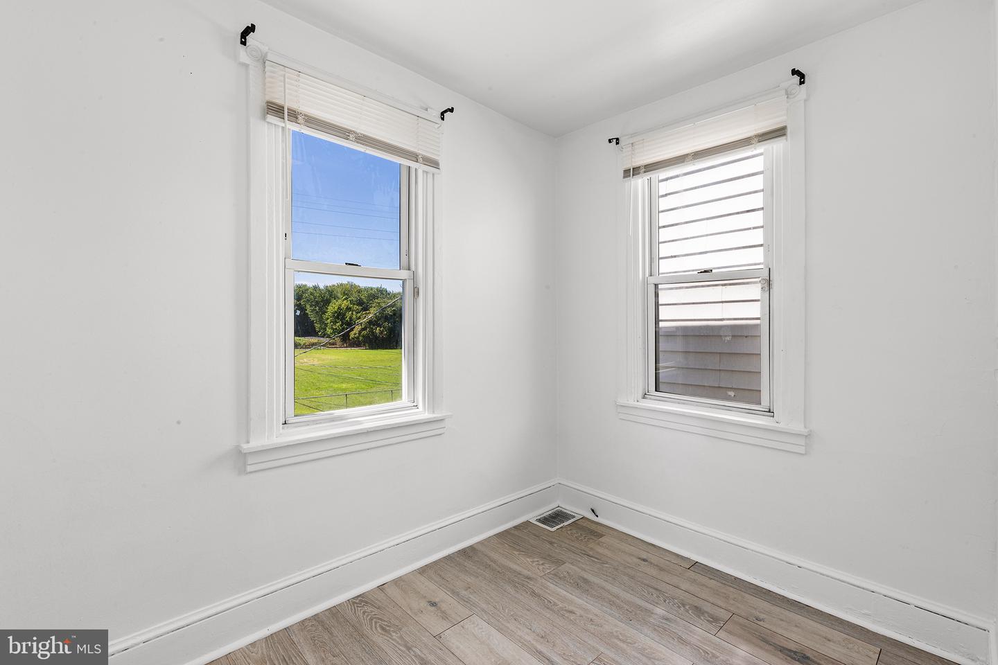 1046 Yates Property Photo 24