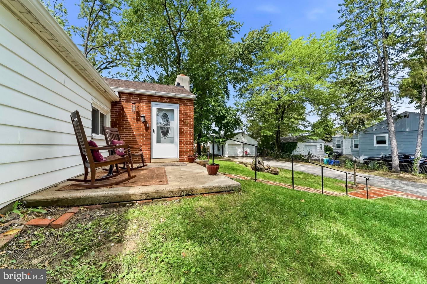 4 N Garfield Ave Property Photo 5
