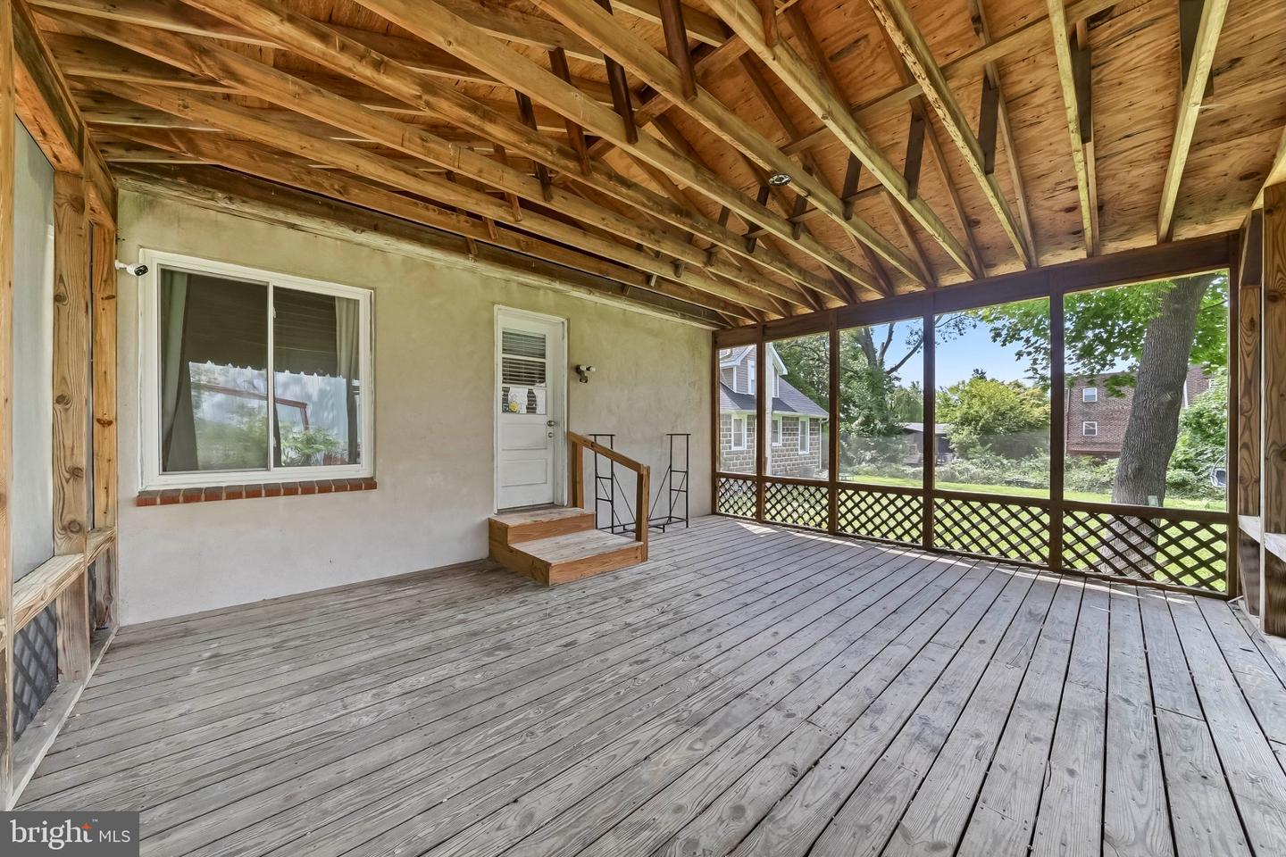 4 N Garfield Ave Property Photo 23