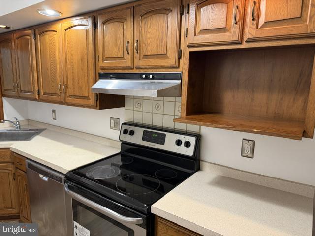 3421 Verner St Property Photo 10