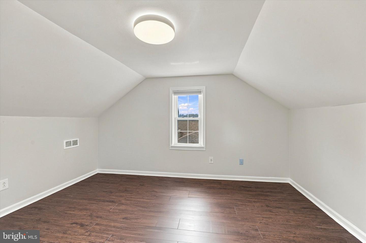165 Virginia Ave Property Photo 25