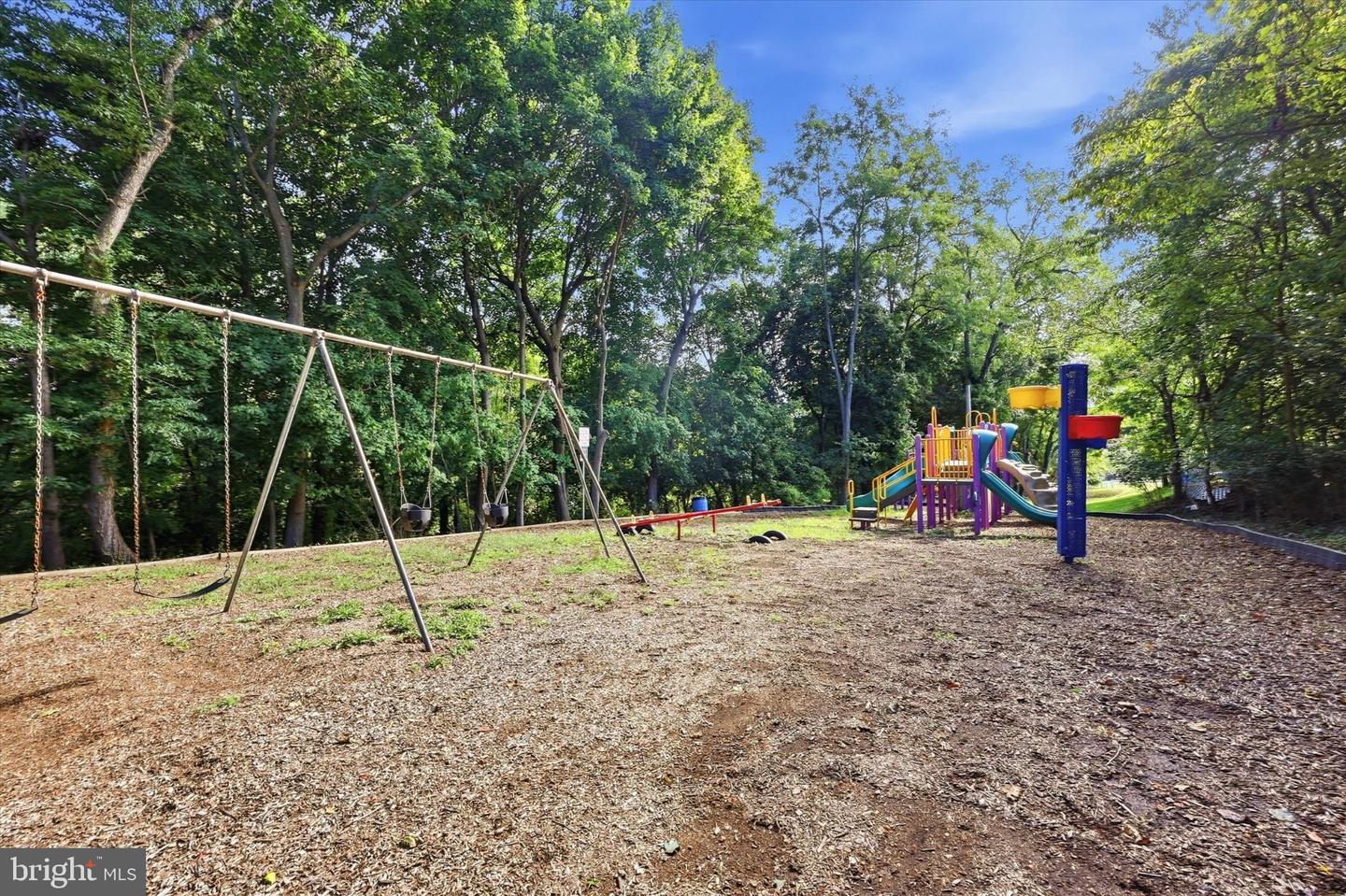 165 Virginia Ave Property Photo 34