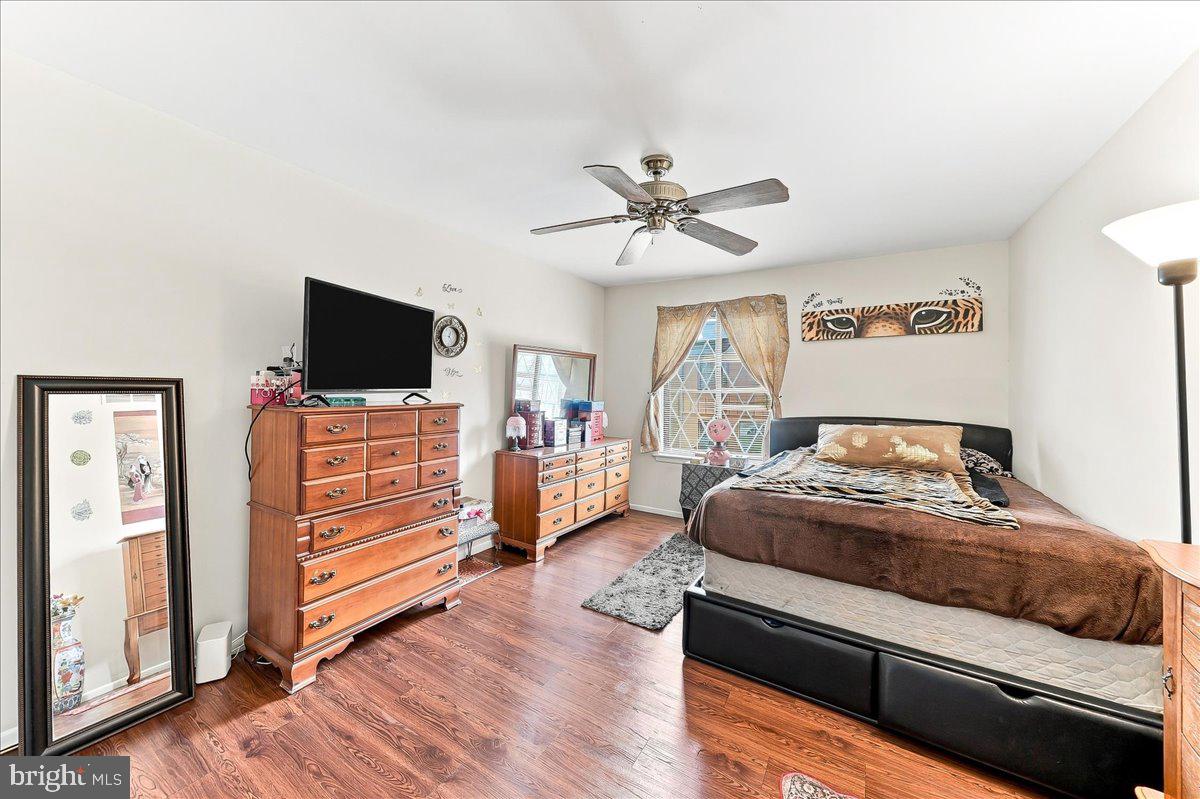 5200 Hilltop Dr #j11 Property Photo 15