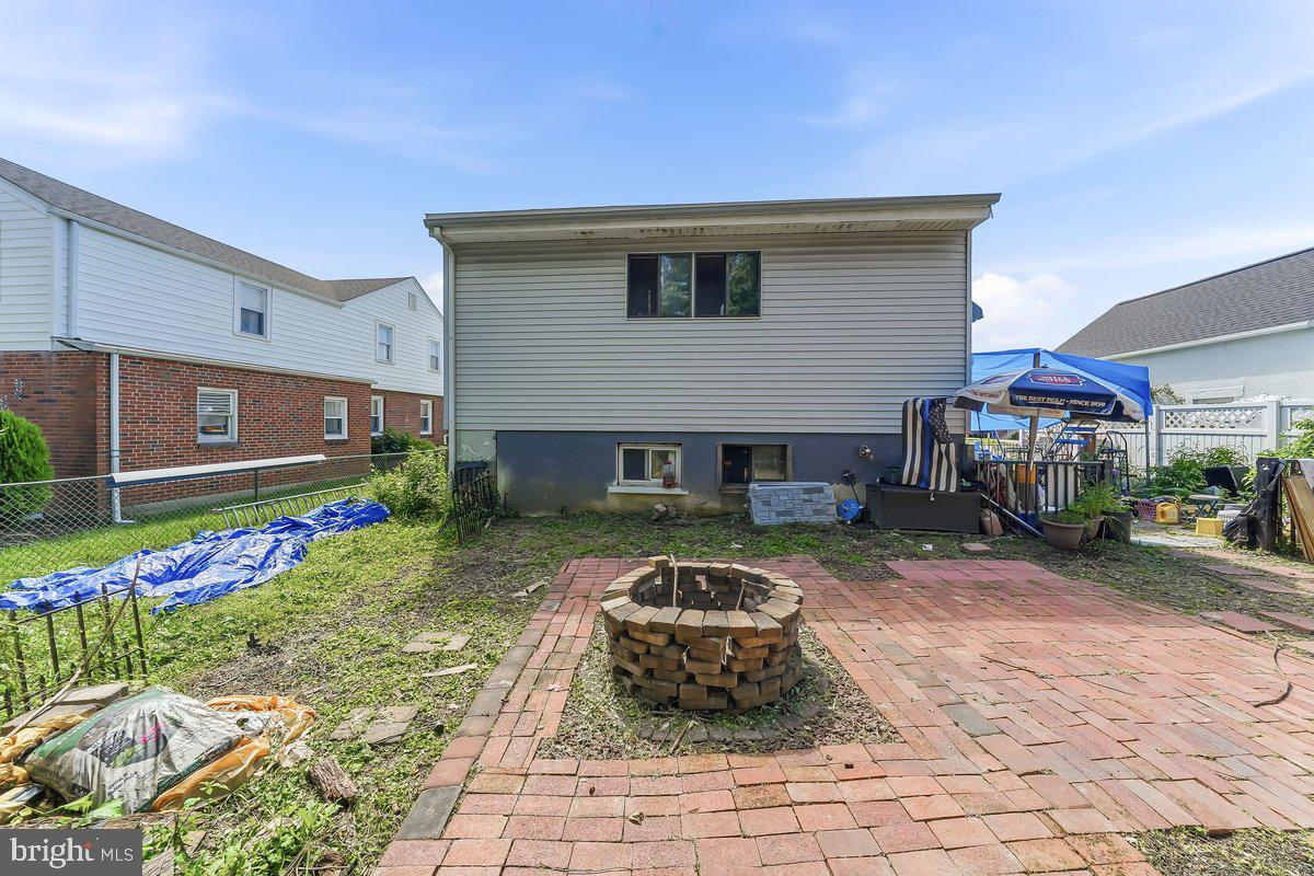 426 Folsom Ave Property Photo 3