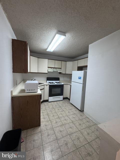 1030 E Lancaster Ave #826 Property Photo 7