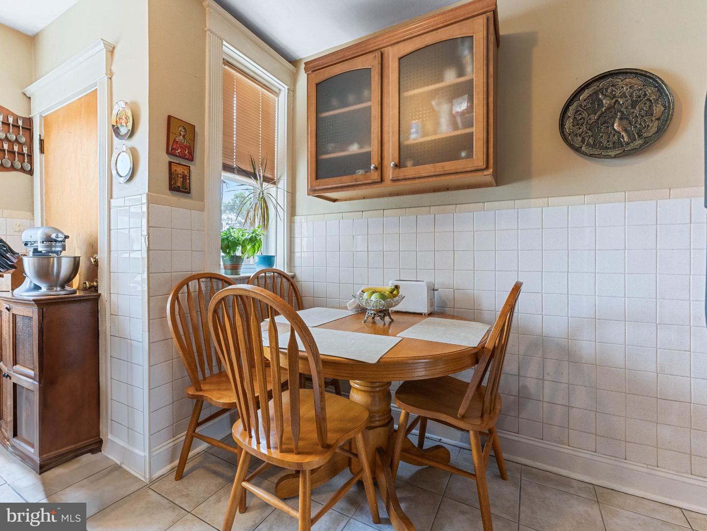 257 Long Ln Property Photo 16