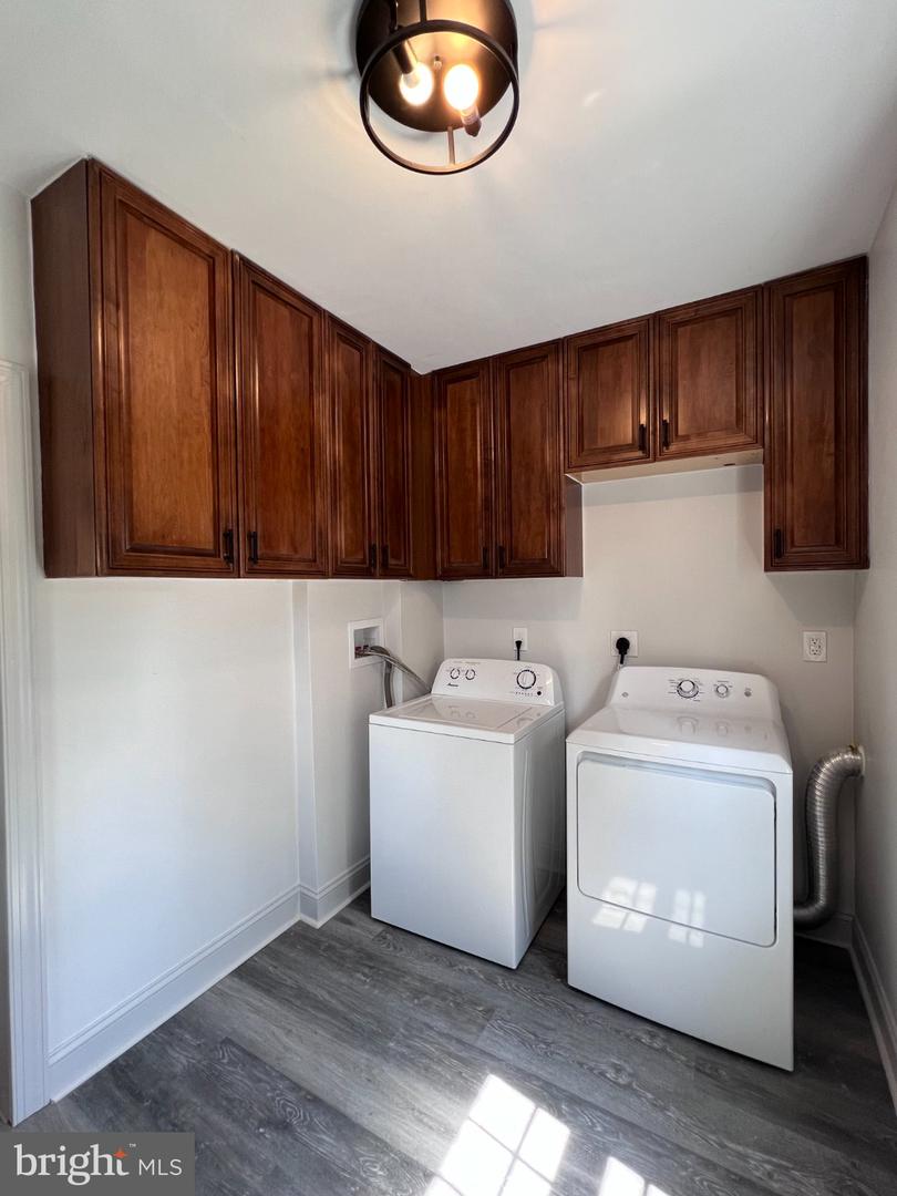 21 W Langhorne Ave Property Photo 18