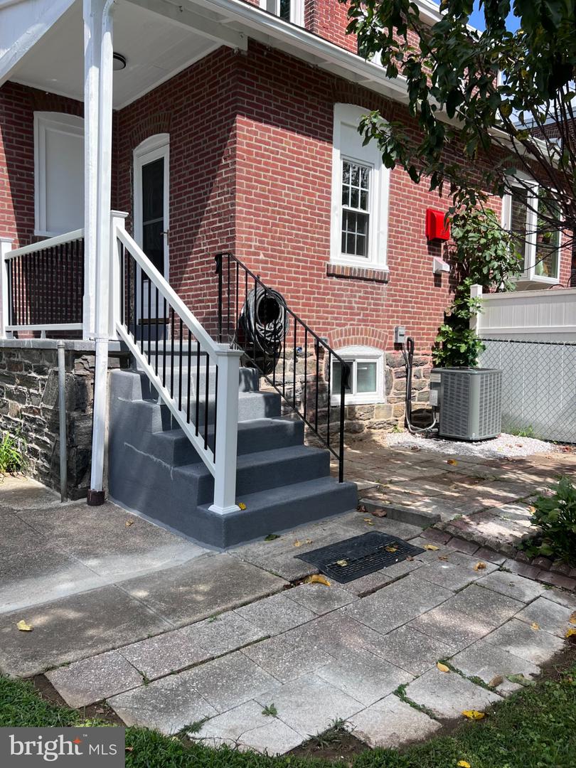 21 W Langhorne Ave Property Photo 28