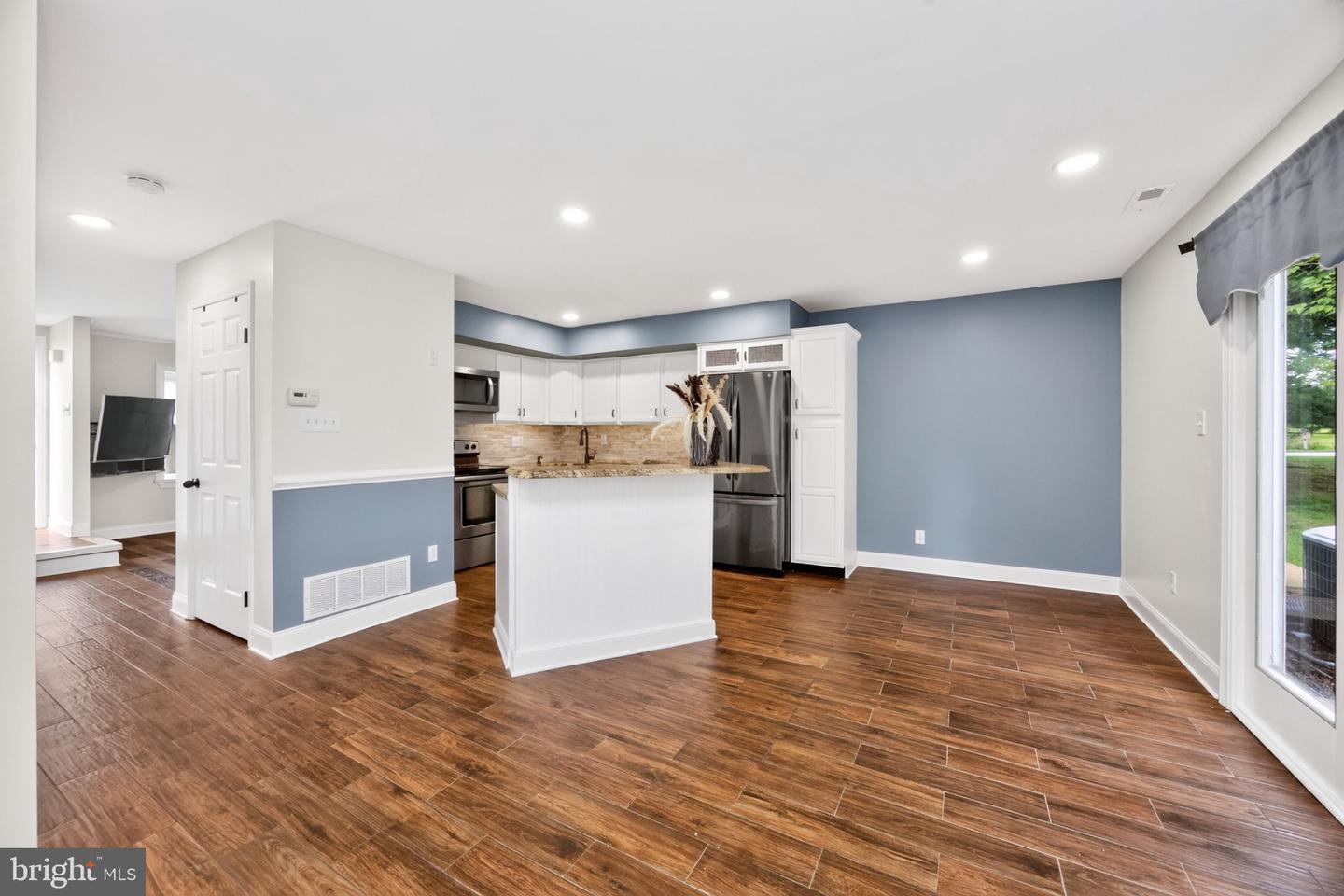 1004 N Glen Dr #1004 Property Photo 6