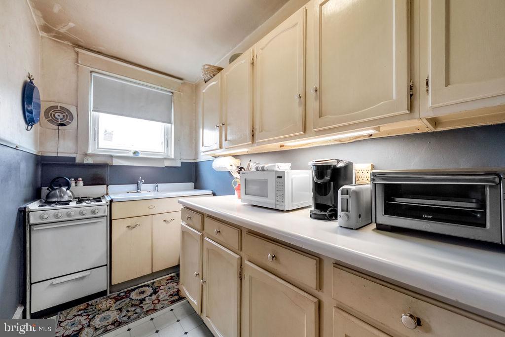 234 Kent Rd Property Photo 15