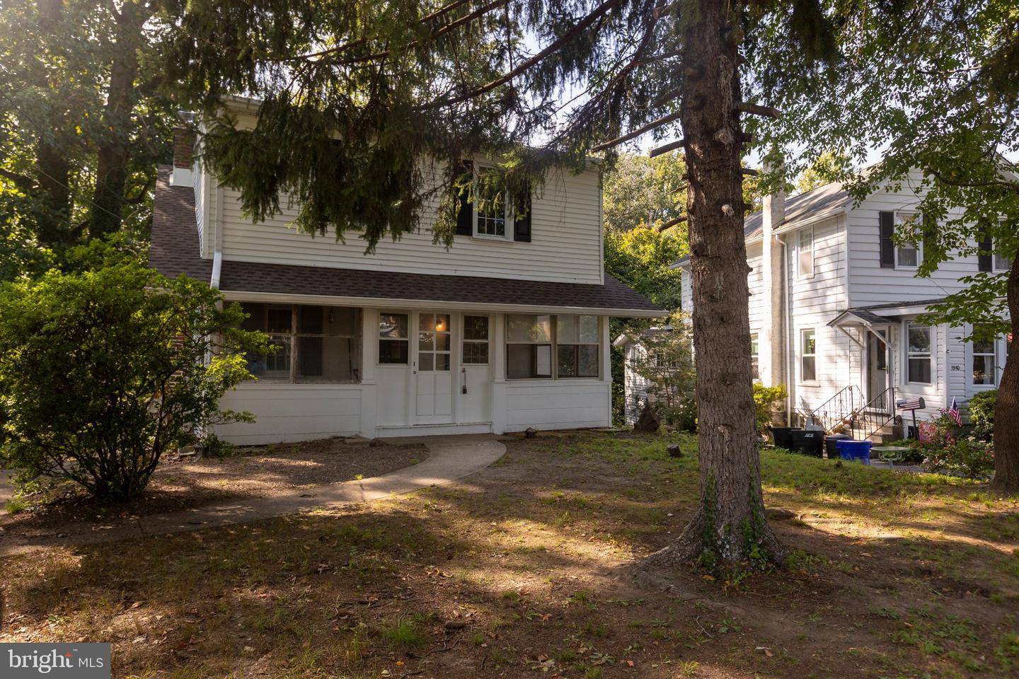 1504 Delmont Ave Property Photo 1