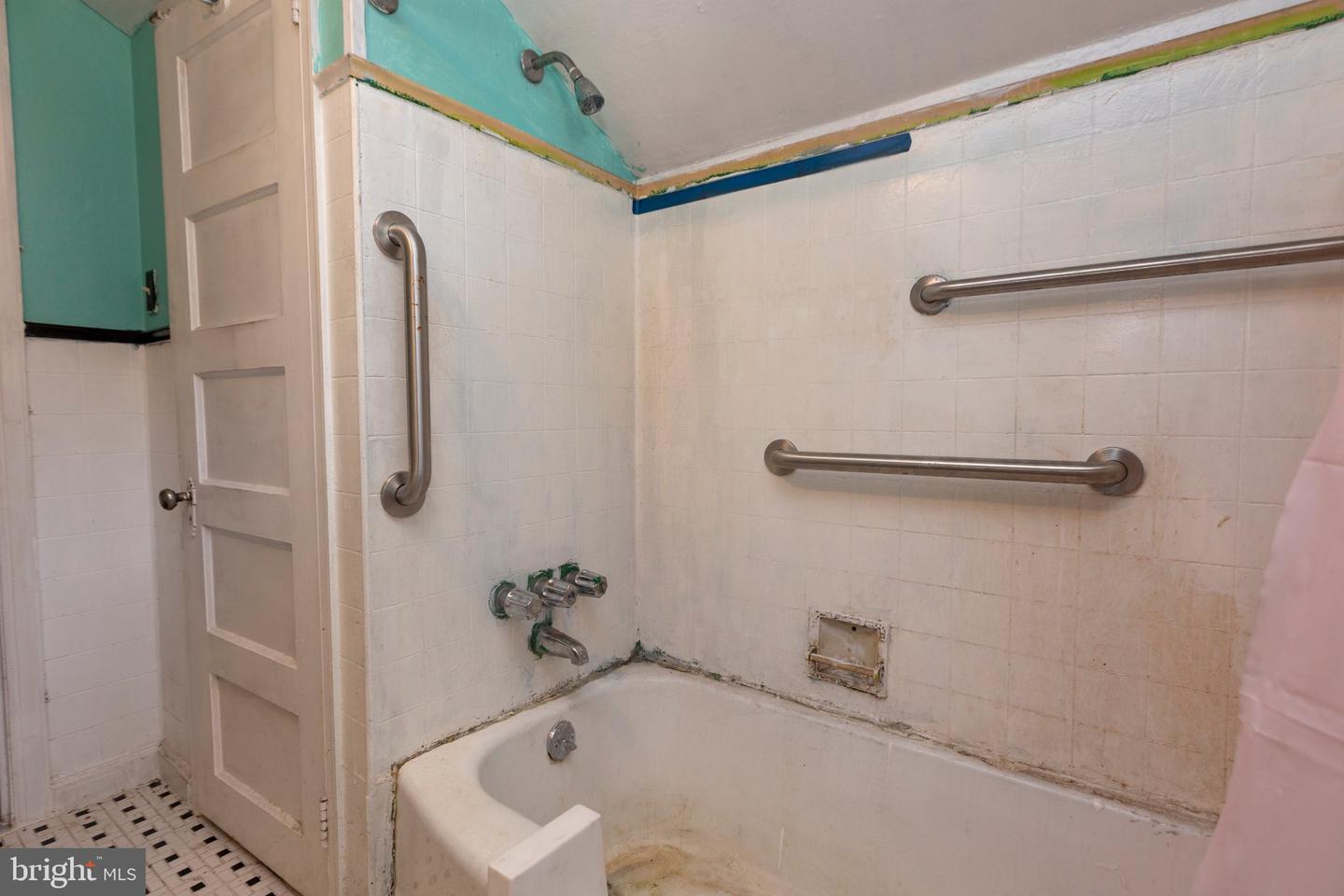1504 Delmont Ave Property Photo 20