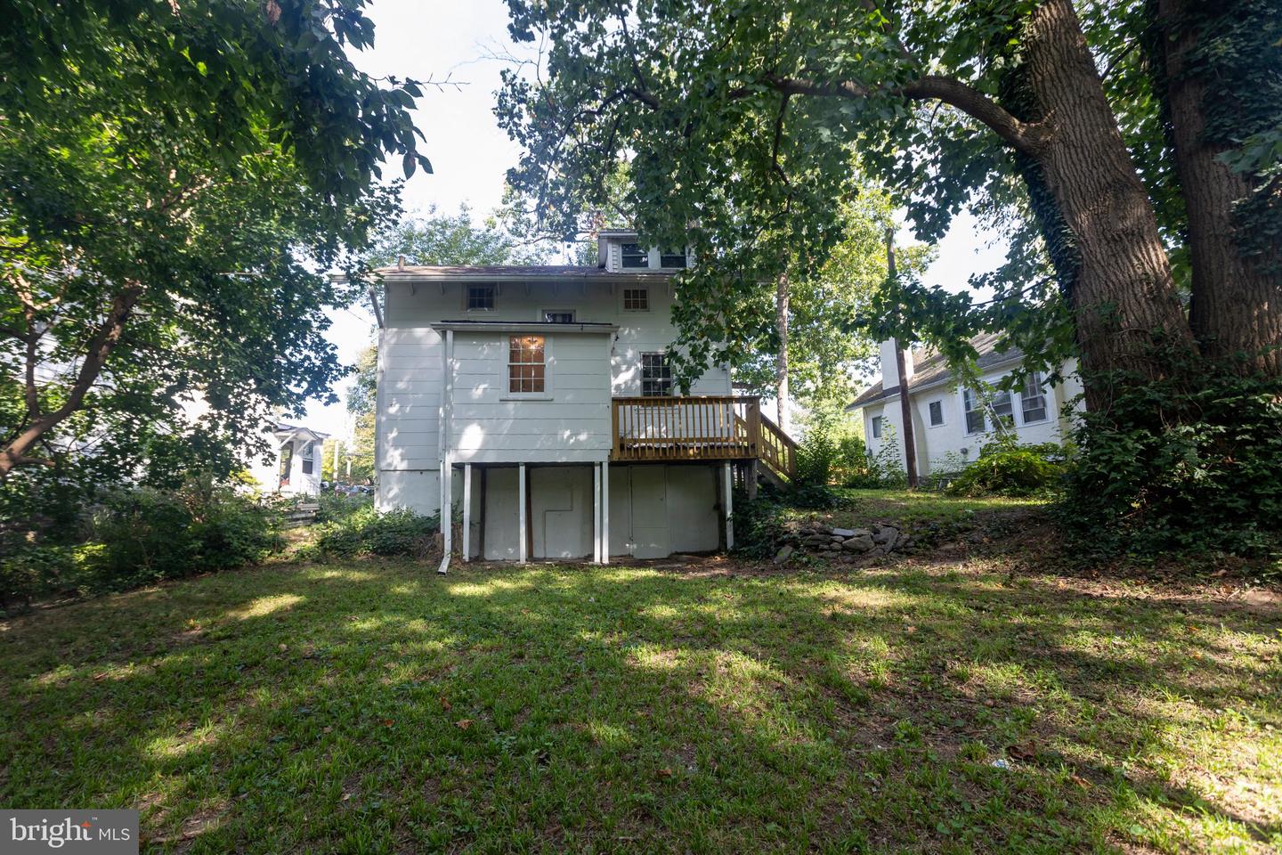 1504 Delmont Ave Property Photo 24