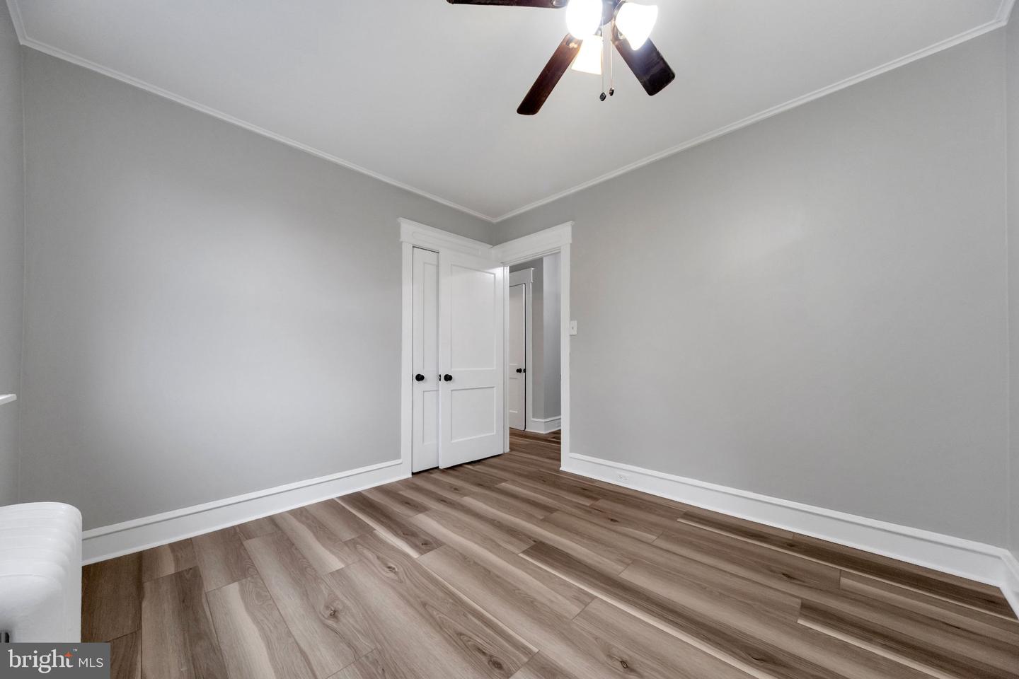 552 Larchwood Ave Property Photo 16