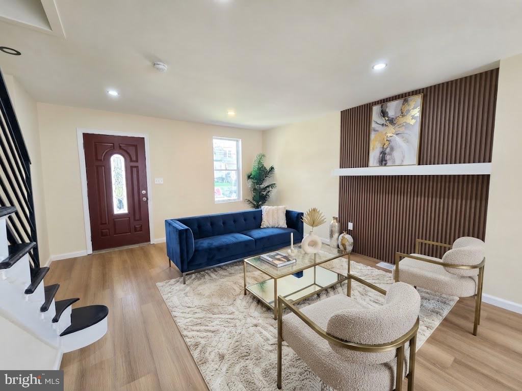 7108 Clover Ln Property Photo 1