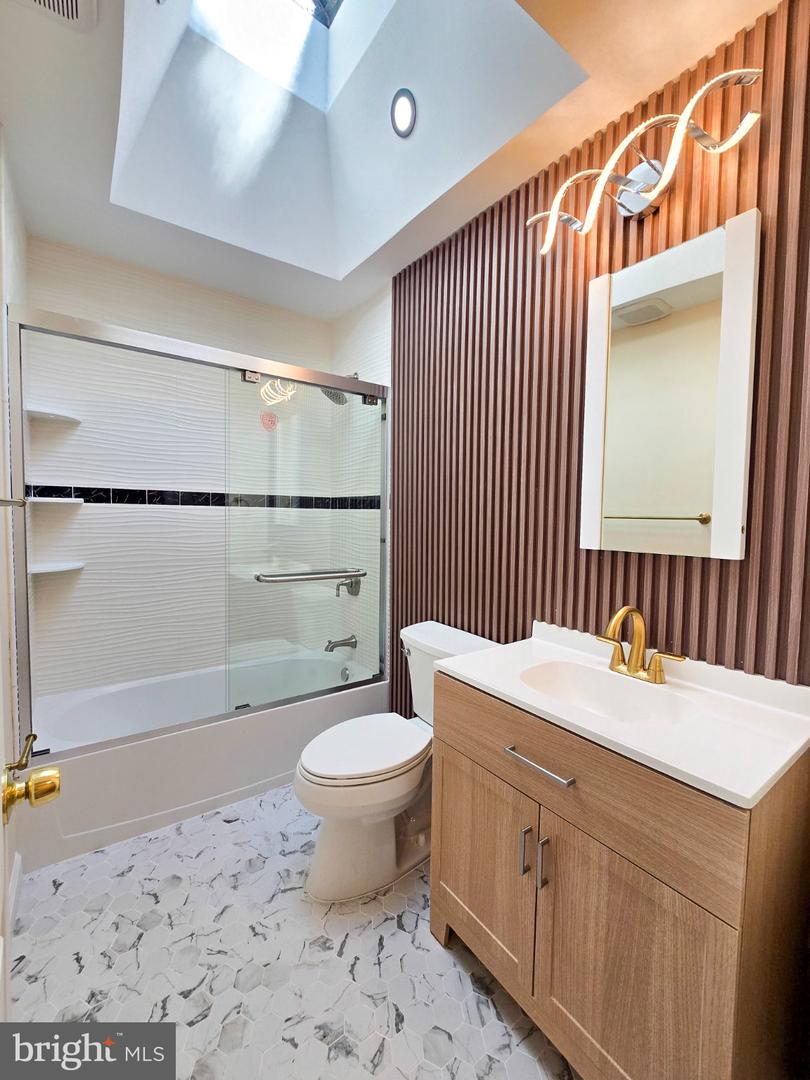 7108 Clover Ln Property Photo 13