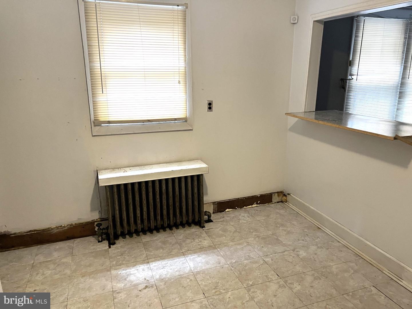 39 Beverly Ave Property Photo 8