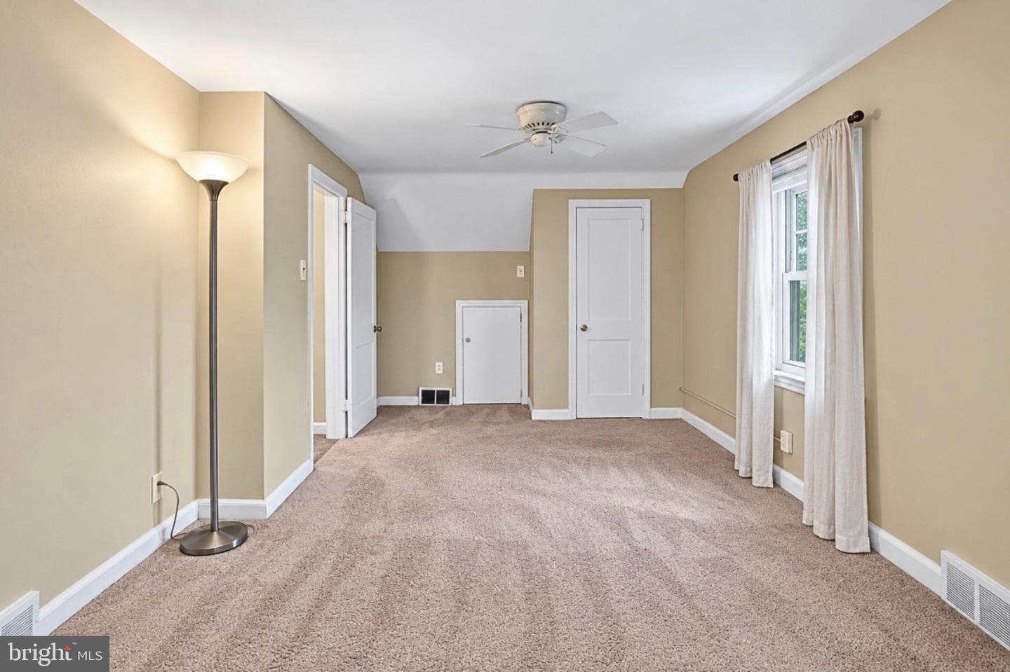 3523 Rhoads Ave Property Photo 27