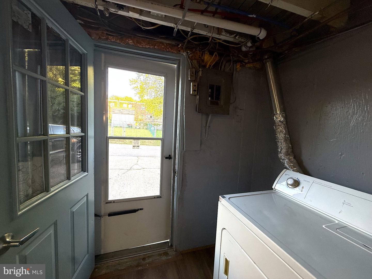 791 Bennington Property Photo 44